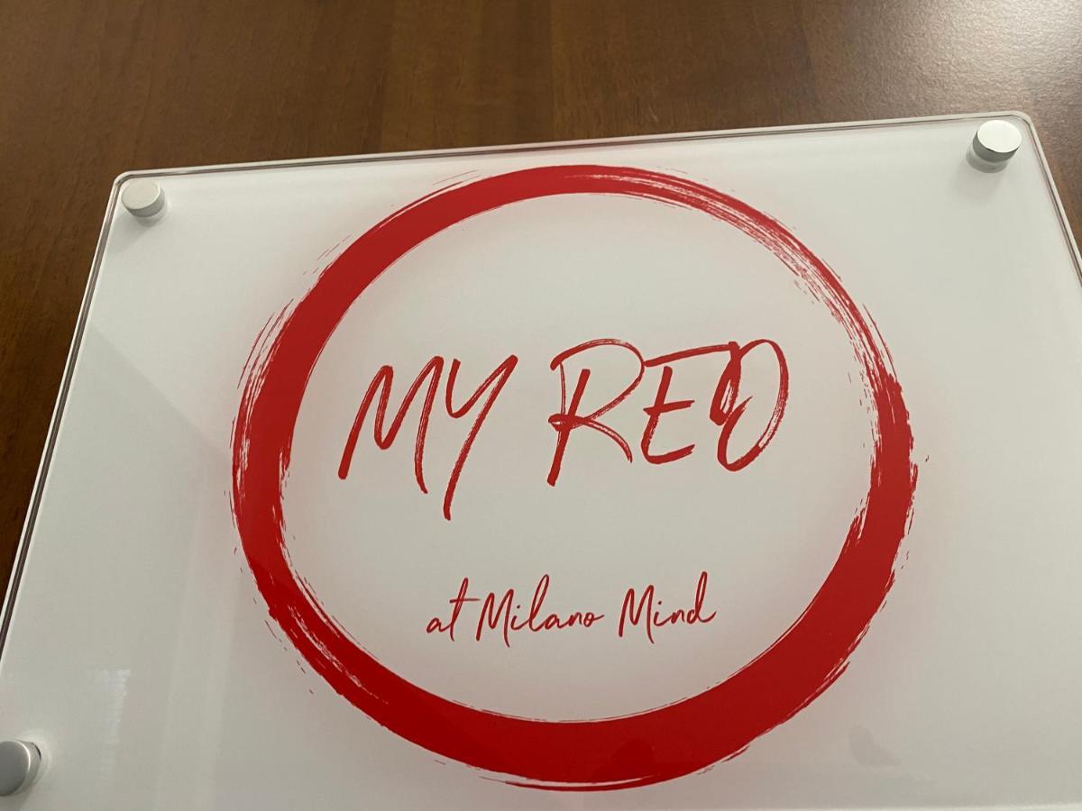 My Red At Milano Mind Apartment Pero Luaran gambar